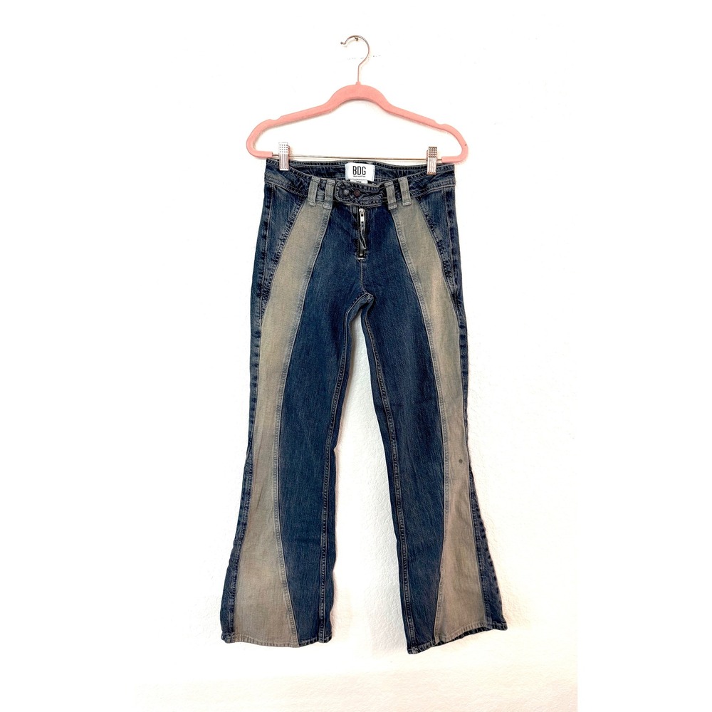 BDG Urban Outfitters Flare Jeans Women Size 28W Blue Wash Zipper‎ Front Paneled
